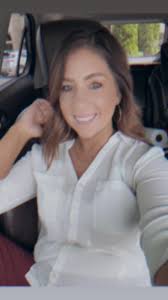 Hailey Russell Hairbrush Video