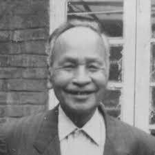 Sarah Zayas's Instagram, Twitter & Facebook