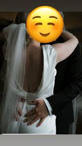 Nydelig og klassisk brudekjole fra House of St.Patrick