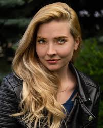 Lady Capricorn Empowering Portraits