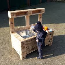 Matschkuche Aus Paletten Mit Schlauchanschluss Matsch Kinderspielzeug Garten Palette