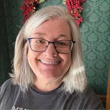 Angela Clover's Instagram, Twitter & Facebook