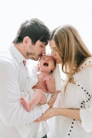 A pregnancy photoshoot gives you the opportunity to capture this time, these memories for both you and your growing family. Family And Newborn Photographer Camilla Anchisi