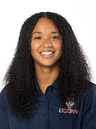 Kiara Mccray's Instagram, Twitter & Facebook