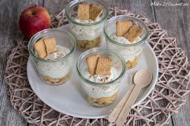 Der nachtisch im glas ist vegetarisch. Apfel Kasekuchen Dessert Im Glas Rezept Makeitsweet De