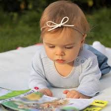 También comienza a interactuar con la lectura en voz alta. Bebes De 0 A 6 Meses Bebes Y Mas