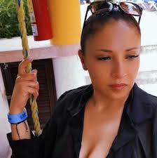 Alaric Overbey's Instagram, Twitter & Facebook