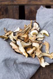 Steinpilzrisotto Mit Getrockneten Steinpilzen Kochkarussell Rezept Steinpilzrisotto Pilz Risotto Getrocknete Steinpilze