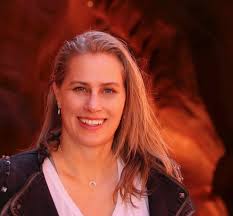 Heidi Stangeland's Instagram, Twitter & Facebook