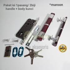 Untuk menentukan desain yang tepat, yuk simak paparan dari rumah.com seputar tips membeli handle pintu, jenis handle pintu, material handle pintu, serta inspirasi desain handle pintu. Handle Pintu Rumah Minimalis Home Facebook