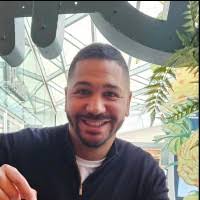 500+ ملفًا شخصيًا يحتوي على “Dayle”