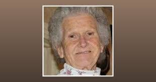 Donna Duff's Instagram, Twitter & Facebook