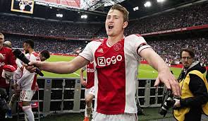 'moet het met mijn slimheid doen' 16. Offiziell Matthijs De Ligt Wechselt Von Ajax Amsterdam Zu Juventus Turin