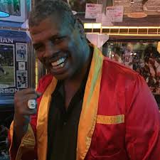 Leon spinks (born july 11, 1953) is an american former professional boxer who competed from 1977 to 1995. Leon Spinks Leonneonspinks Twitter
