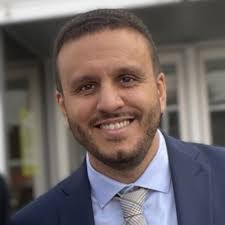 Frank Mahnke's Instagram, Twitter & Facebook