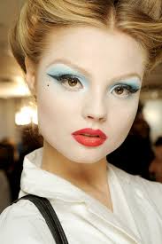 Pat Mcgrath S Most Mesmerising Beauty Looks Photo Makeup Couture Makeup Catwalk Makeup