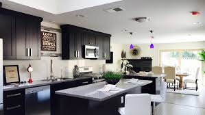 Memiliki ruang dapur yang terintegrasi bisa sangat menyenangkan. Contek Inspirasi 10 Desain Dapur Bersih Minimalis Rumah Com