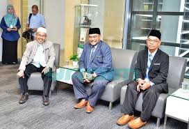 Ketua pengarah program operasi khidmat masyarakat (opkim sulong)'06. 12 Terima Watikah Alpa Yadim Yayasan Dakwah Islamiah Malaysia