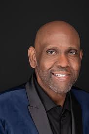 Biography author matching "omar" (Sorted by Popularity Descending)