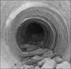 At first glance, the most strikng feature of a roman aqueuct is the mathematical precision of the arches. Ancient Roman Aqueducts Sewers And Water Supply Facts And Details