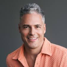 I'm excited to announce that I've joined Rumble as Chief Marketing Officer!  What drew me to Rumble is the company's commitment to its values and  integrity. It's a brand that stands strong