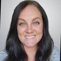 Tara Hanson's Instagram, Twitter & Facebook