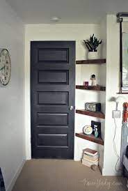 When it comes to small apartment design ideas, incorporating a home office is a common dilemma. 22 Ways To Keep Sh T Organized In Your Tiny Apartment Small Apartment Decorating Apartment Decor Tiny Apartment