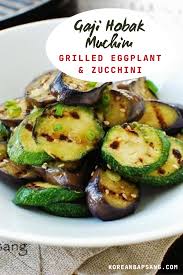 Gaji Hobak Muchim Grilled Eggplant And Zucchini With Korean Seasoning Korean Vegetarian Recipes Grilled Eggplant Asian Recipes