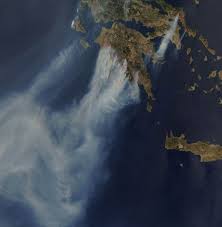 Για την γυναικα που εβλεπε τα ονερα εχω γράψει σε παλαιότερο κειμενο. Diaxeirish Fysikwn Porwn