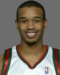 Top 16, J2 (II): TAU cae en el Pireo, Paliza balugrana al Maccabi y otra  remontada blanca