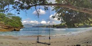 Pantai klatak merupakan salah satu pantai yang terdapat. Pantai Coro Tulungagung Daya Tarik Aktivitas Liburan Lokasi Harga Tiket Pesisir