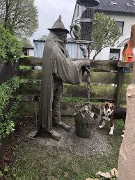 Merlin Erwacht Garten