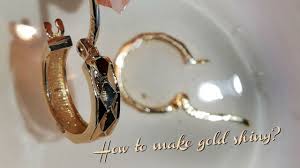 How to make a gold ring shine. How To Clean Gold Jewelry And Make It Shiny Again Youtube