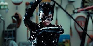 25 years later, michelle pfeiffer's catwoman is still the best superhero movie villain. Watch Michelle Pfeiffer Nail A Catwoman Stunt In A Single Take