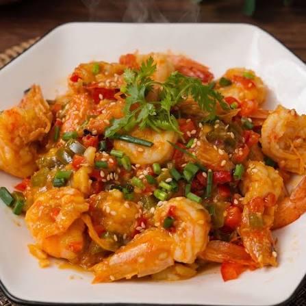 Tôm Xào Tỏi Măng Tây & Nấm Làm Nhanh Mà Ngon Chỉ cần chưa tới 15 phút đứng bếp là đã có ngay món tôm xào tỏi với măng tây và nấm