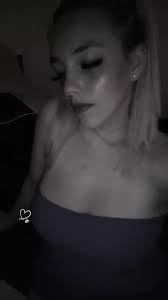 🍩✨️Jennyfer.Cbr🌟🖤🌙 (@jennyfer.cbr)