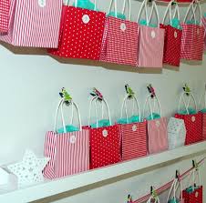 Ikea Tuten In Rot Und Weiss Fur Die Kleinen Geschenke Adventkalender Adventskalender Basteln Adventskalender