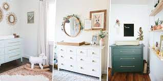 Commode avec plan a langer 2 portes et 3 niches. 20 Idees Pour Transformer Une Commode En Table A Langer Marie Claire