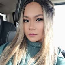 Angela Packer's Instagram, Twitter & Facebook