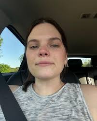 Savannah Locke's Instagram, Twitter & Facebook