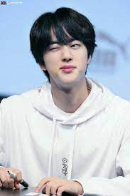 Okay i think we all need to take a minute and just stop and take one good look this post. Bts Jin Bts Jin Age Bts Instagram Jin Bts Jin Cute Bts Jin Epiphany Bts Jin Instagram Bts Jin Abs Bts Jin Service Militaire Bts Jin Ton Bts Jin Penyanyi Rapper