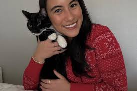 We are so proud of the surgeons that graduate from our program-and proud to  operate right beside them! Here is our former APD and vascular surgeon  extraordinaire Dr. Jen Sexton operating along