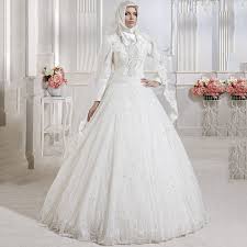 Johor adalah salah satu kawasan paling terkenal di malaysia. Bridal Modern Hijab Wedding Dress