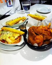 food is life❤️ #wednesdaybonding @mikay_ah