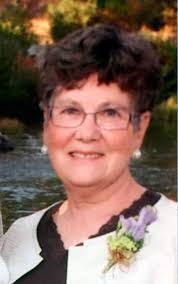 Elizabeth Bartleson's Instagram, Twitter & Facebook