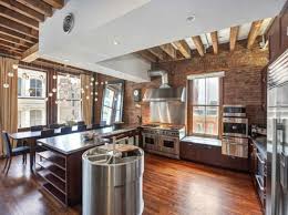 Les prix de l'immobilier se sont enflammés sur les 10 dernières années à new york, spécialement à brooklyn. Appartement De Luxe A New York Entre Retro Et Moderne
