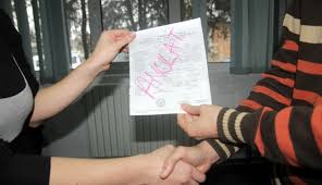 Costurile unui divorț la notar sunt relativ reduse și încep cu suma de 600 lei + tva la care se adaugă costurile verificărilor. De Ce Nu Se Poate DivorÈ›a La Orice Birou Notarial Cuget Liber