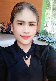 Hi, this is Mai. She is single.