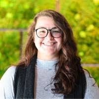 Sarah Prieur's Instagram, Twitter & Facebook