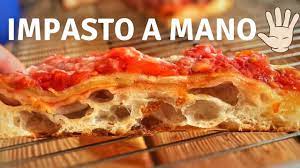 Pizza Ad Alta Idratazione Leggerissima Impasto A Mano 30 Ore Di Lievitazione Ricetta Completa Youtube